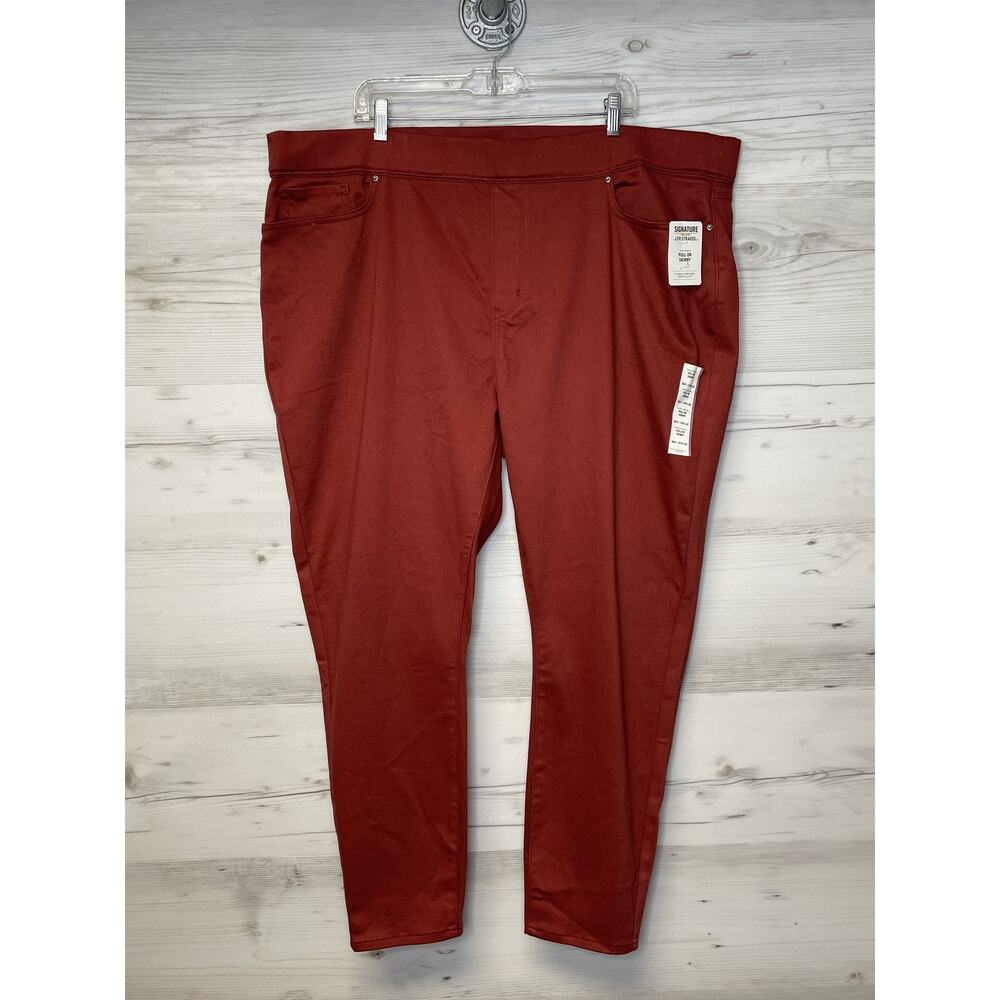 Levi Strauss Pants Womens 28M W39 L30 Red Totally Shaping Pull-On Skinny Stretch